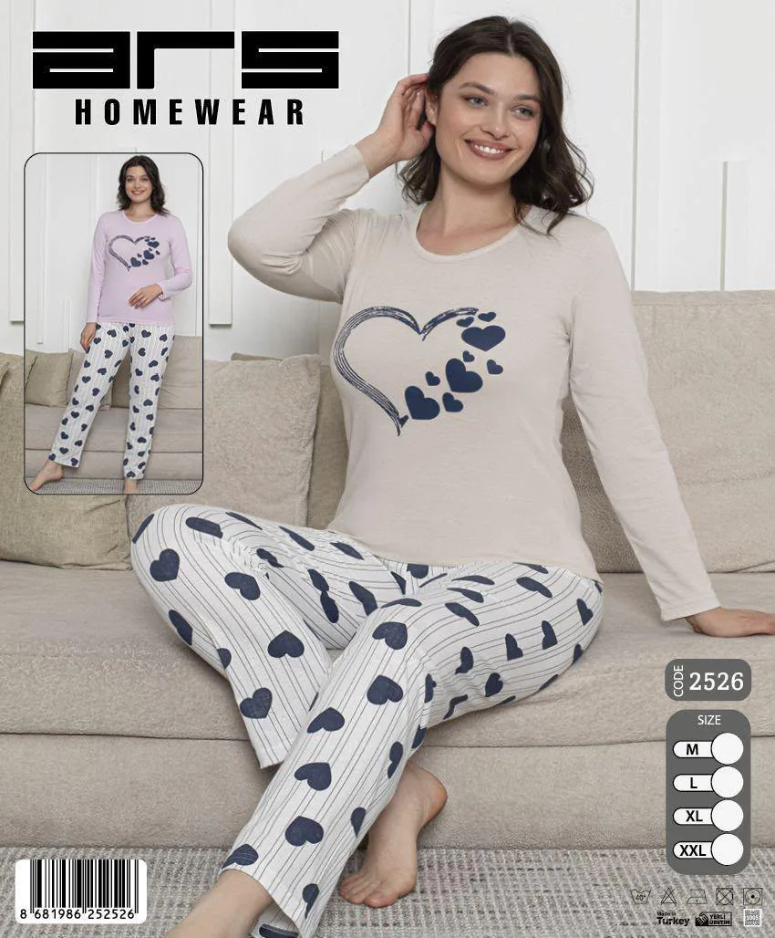 Kadın Bej Lacivert Kalp Desenli Uzun Kollu Pijama Takımı